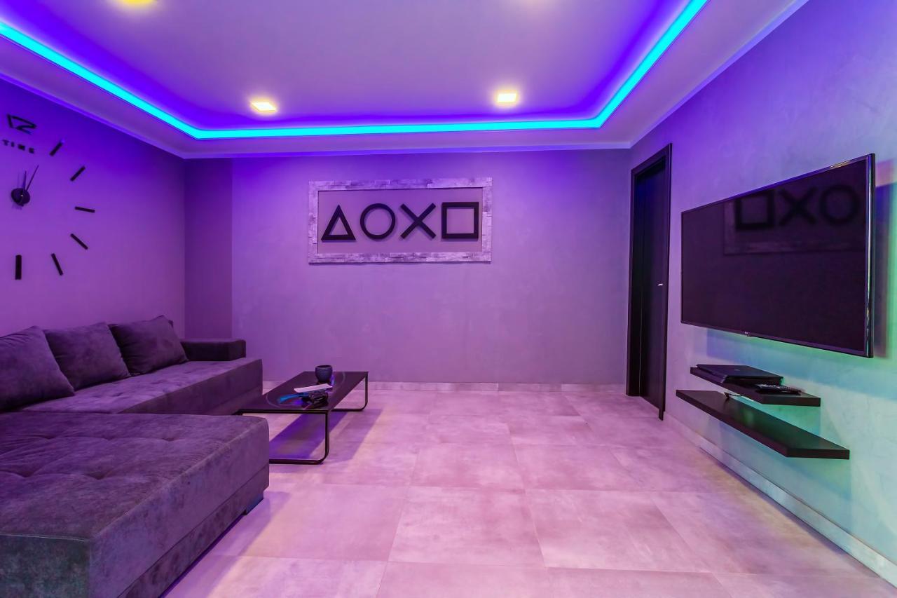 Villa Belvedere With Heated Pool, Billiards, Media Room, Sea Views,10 Pax Omiš Екстериор снимка