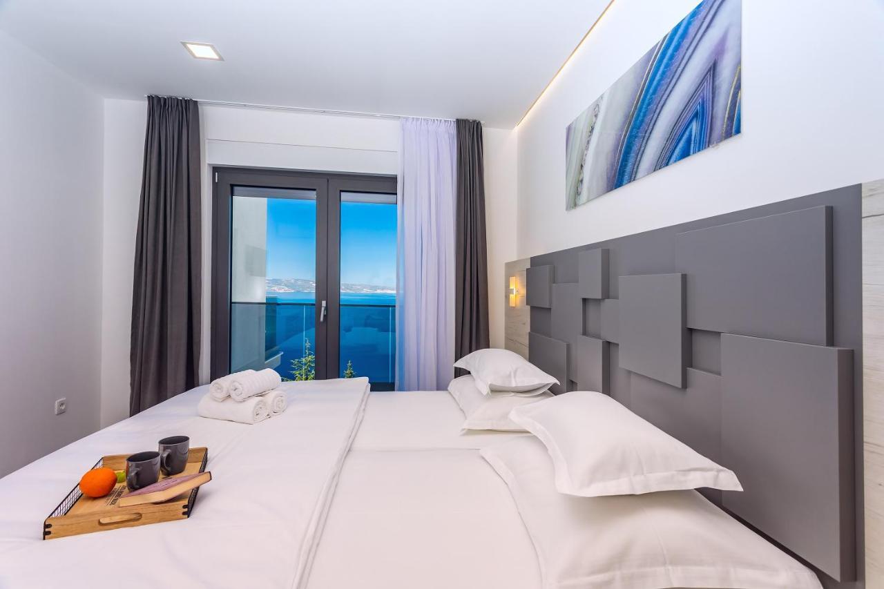 Villa Belvedere With Heated Pool, Billiards, Media Room, Sea Views,10 Pax Omiš Екстериор снимка