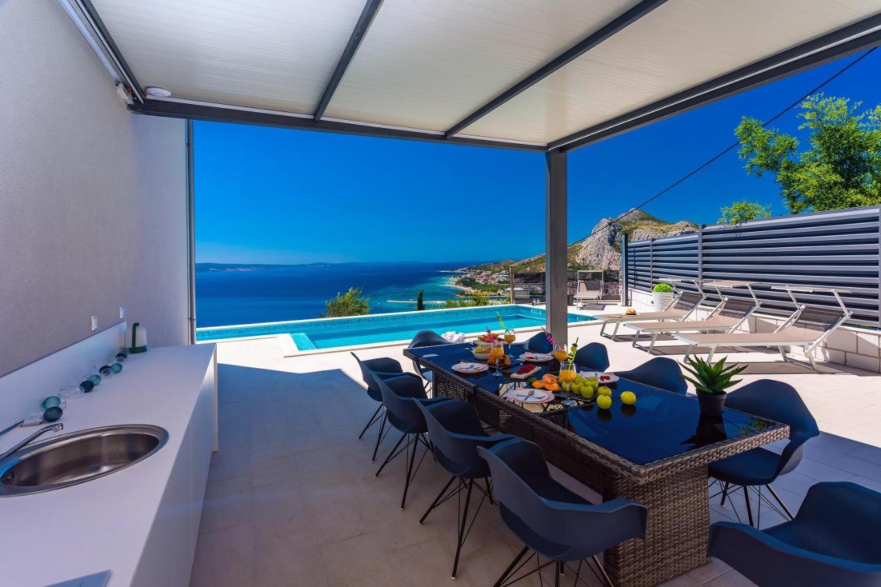 Villa Belvedere With Heated Pool, Billiards, Media Room, Sea Views,10 Pax Omiš Екстериор снимка