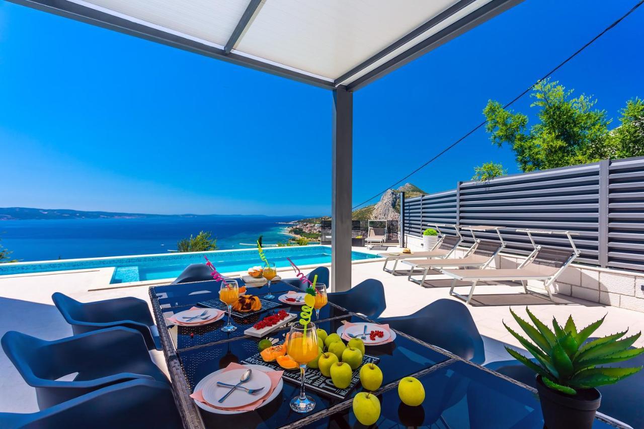 Villa Belvedere With Heated Pool, Billiards, Media Room, Sea Views,10 Pax Omiš Екстериор снимка